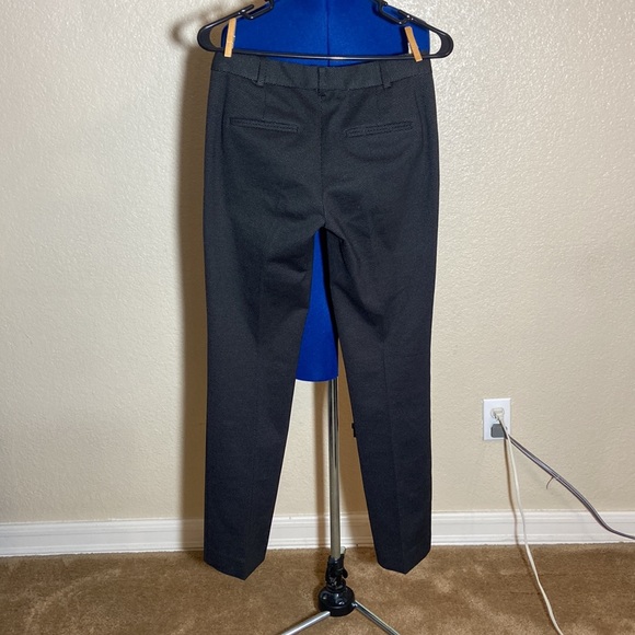 ANN TAYLOR SUIT - Picture 5 of 10